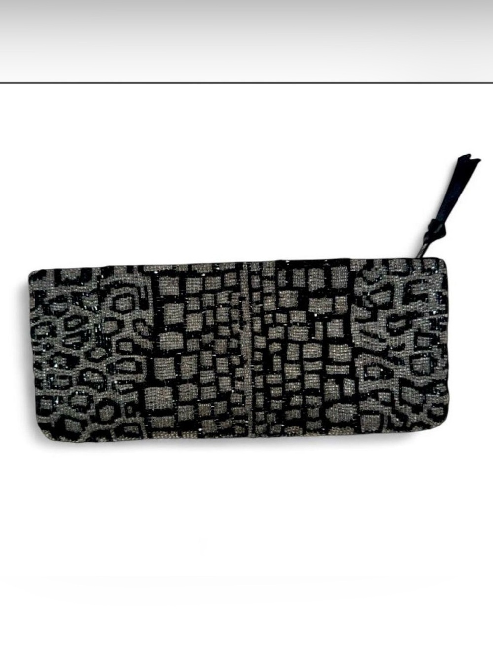 Stylish Black & Silver Patterned Wristlet Clutch